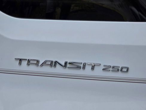 Used 2018 Ford Transit 250 148 Medium Roof w/ Exterior Upgrade Package RWD image 40