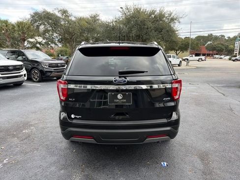 Used 2019 Ford Explorer XLT w/ Equipment Group 201A image 7