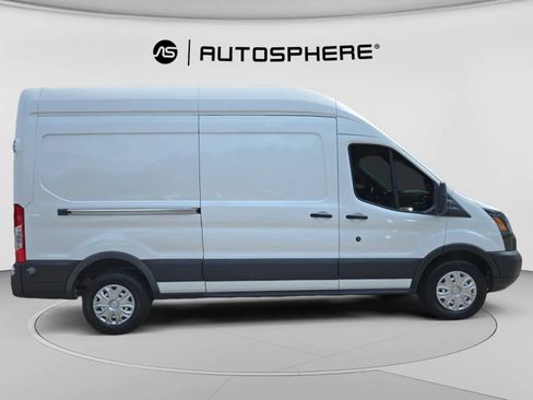 Used 2019 Ford Transit 250 148 High Roof RWD image 10