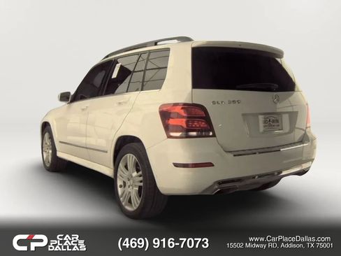 Used 2015 Mercedes-Benz GLK 350 2WD image 4