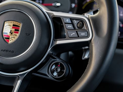 Used 2020 Porsche Cayenne image 20