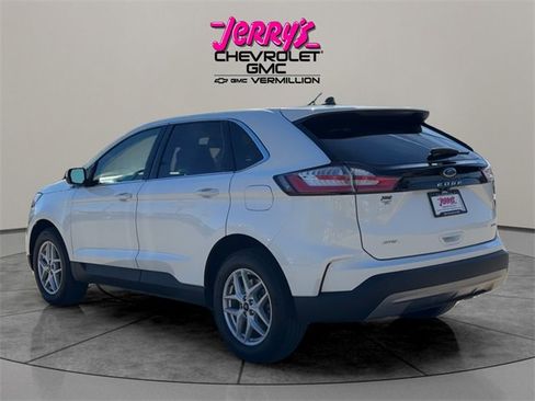 Used 2023 Ford Edge SEL w/ Convenience Package image 3