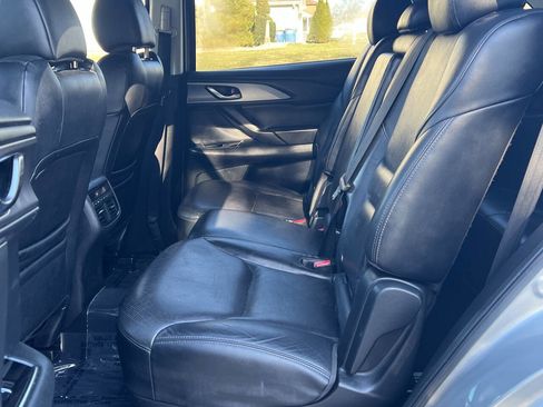 Used 2018 MAZDA CX-9 Touring image 9