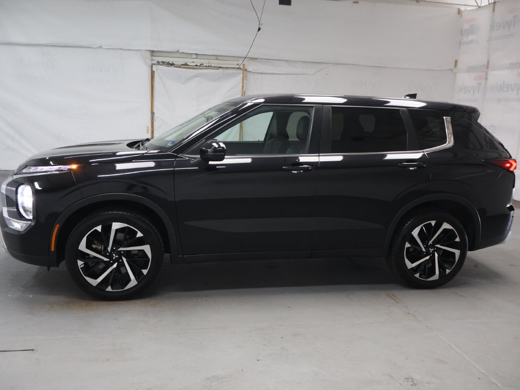 Used 2024 Mitsubishi Outlander SE FWD image 4