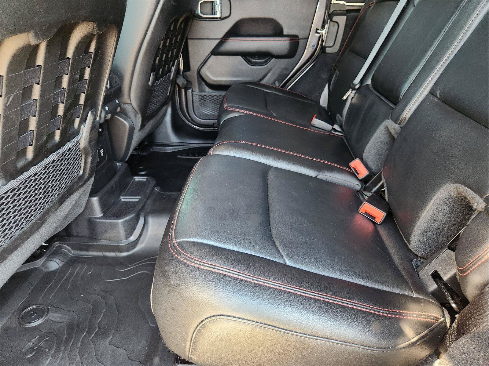 Used 2019 Jeep Wrangler Unlimited Rubicon AWD/4WD image 32
