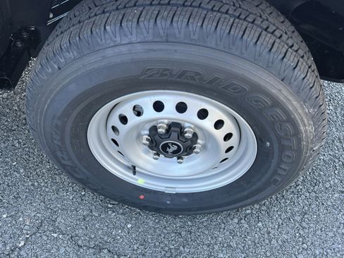 New 2025 Ford Bronco 4-Door image 12