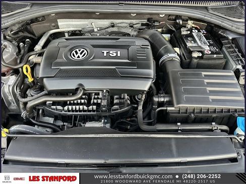 Used 2019 Volkswagen Jetta GLI image 12