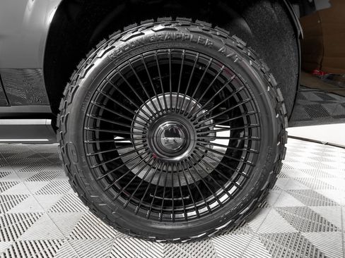 Used 2026 Cadillac Escalade ESV Sport w/ Touring Package image 36