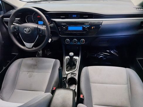 Used 2015 Toyota Corolla L image 12