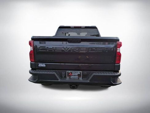 Used 2023 Chevrolet Silverado 1500 Custom w/ LPO, Dark Essentials Package RWD image 5