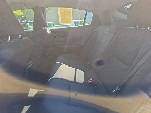 Used 2024 Toyota Prius LE FWD image 14