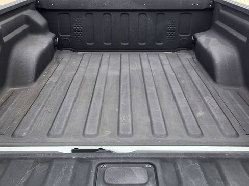 Used 2022 Jeep Gladiator Overland w/ Popular Equipment Package image 32