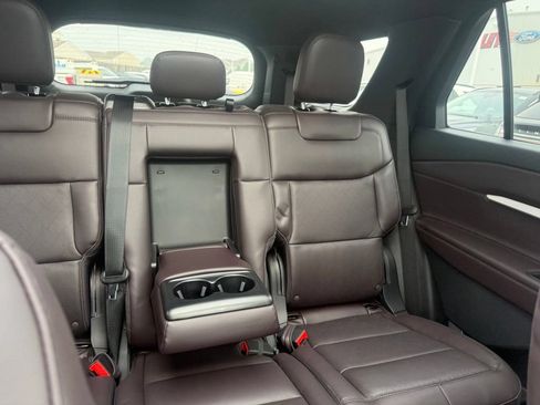 New 2026 Ford Explorer Platinum AWD/4WD image 60
