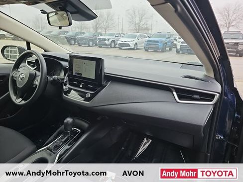 Used 2025 Toyota Corolla LE w/ LE Premium Package image 31
