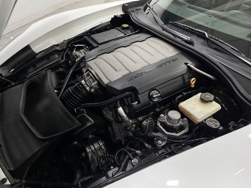 Used 2016 Chevrolet Corvette Stingray Convertible w/ 3LT Preferred Equipment Group image 26