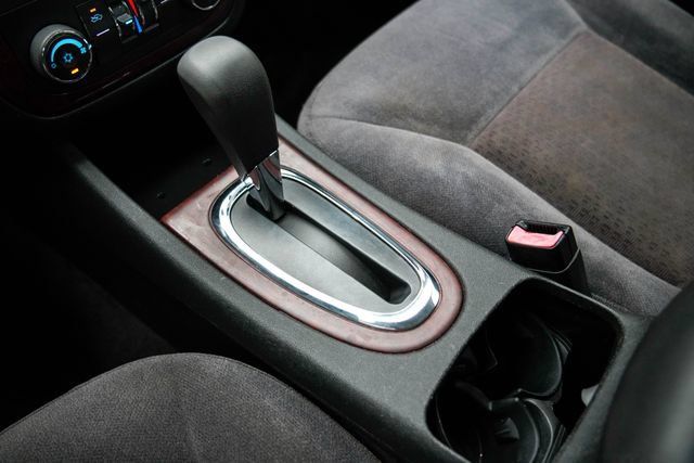 Used 2010 Chevrolet Impala LT FWD image 29