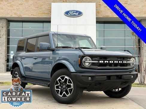 Used 2025 Ford Bronco Outer Banks AWD/4WD image 1