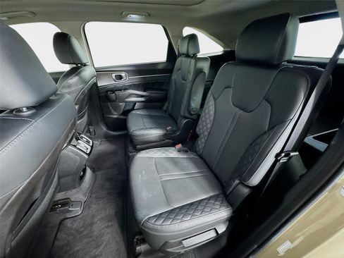 Certified 2021 Kia Sorento SX FWD image 24