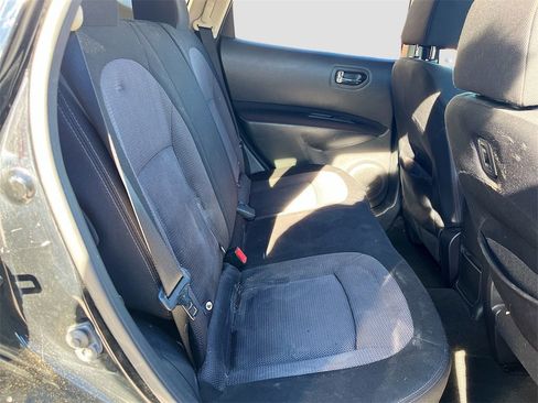 Used 2012 Nissan Rogue SV w/ Premium Pkg image 26