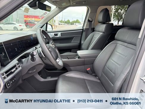 Certified 2024 Hyundai Santa Fe Limited FWD image 4
