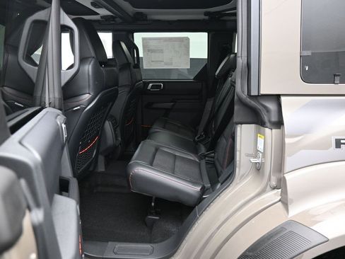 New 2025 Ford Bronco Raptor AWD/4WD image 18