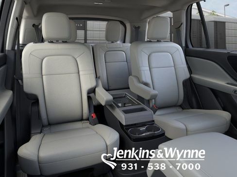 New 2026 Lincoln Aviator Reserve AWD/4WD image 11