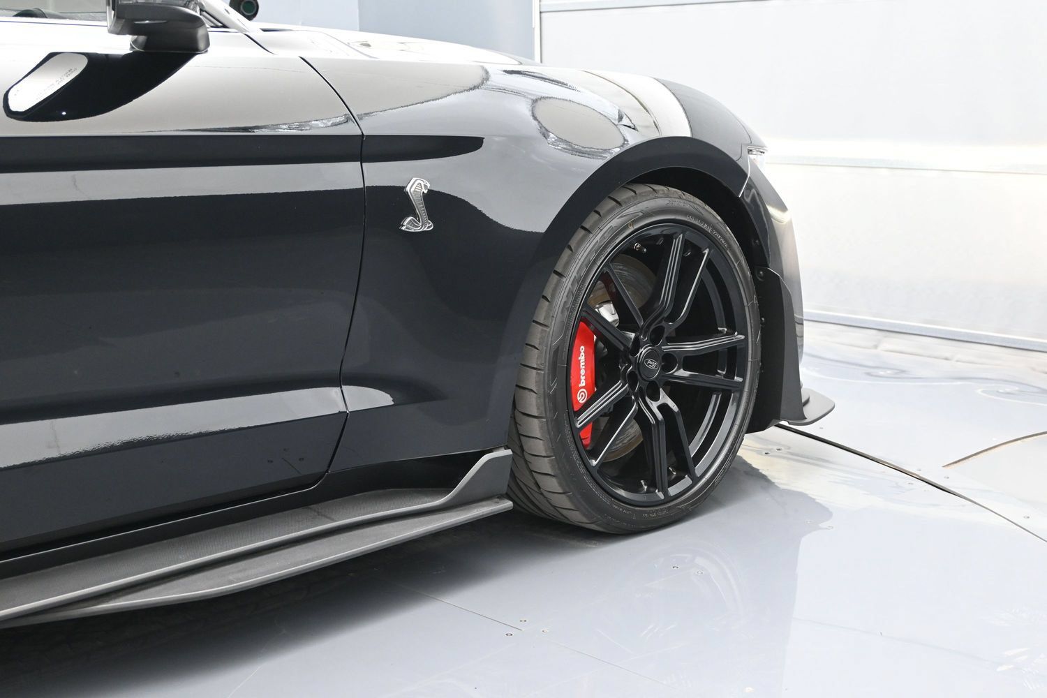 Used 2022 Ford Mustang Shelby GT500 w/ Technology Package RWD image 46