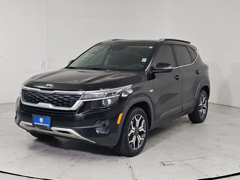 Used 2021 Kia Seltos EX AWD/4WD image 1