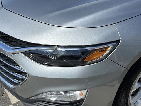 Used 2024 Chevrolet Malibu LT FWD image 6