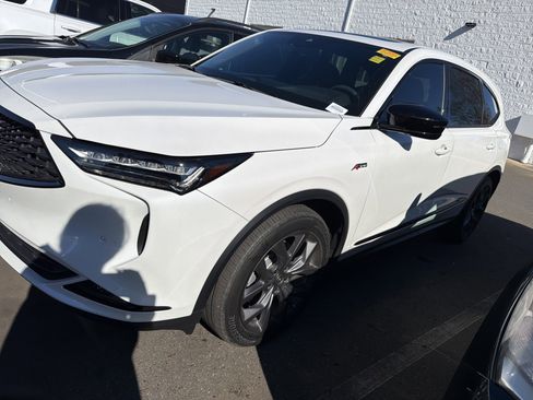 Used 2023 Acura MDX A-Spec image 5