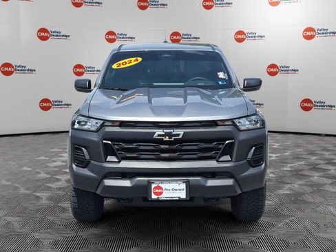 Used 2024 Chevrolet Colorado W/T w/ WT Convenience Package II AWD/4WD image 8