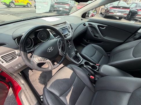 Used 2015 Hyundai Elantra Limited FWD image 12