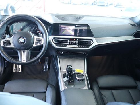 Used 2019 BMW 330i xDrive Sedan w/ M Sport Package AWD/4WD image 16