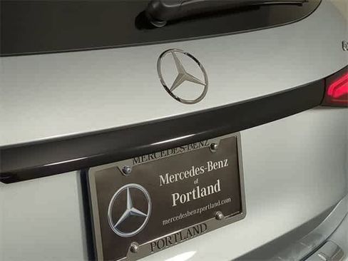 Used 2026 Mercedes-Benz GLC 300 4MATIC image 10