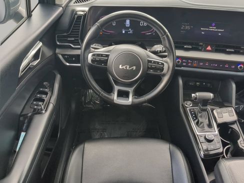 Certified 2023 Kia Sportage EX FWD image 18
