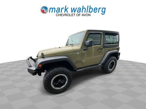 Used 2013 Jeep Wrangler Sport AWD/4WD image 4