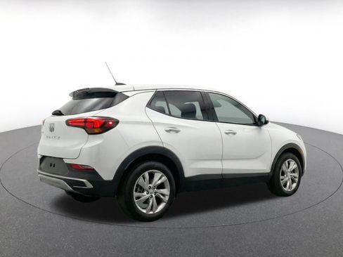 Used 2025 Buick Encore GX Preferred AWD/4WD image 9