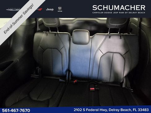New 2026 Chrysler Pacifica Select w/ S Appearance Package FWD image 9