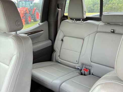 Used 2022 Chevrolet Silverado 1500 LT w/ Leather Package RWD image 33