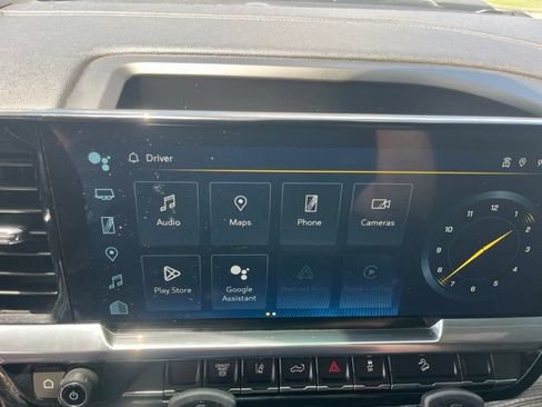 Used 2024 Chevrolet Silverado 2500 LT AWD/4WD image 22