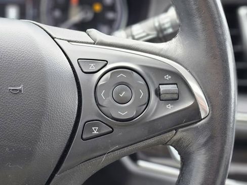 Used 2019 Buick Enclave Premium w/ Experience Buick Package image 18