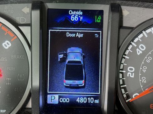 Used 2021 Toyota Tacoma SR image 15