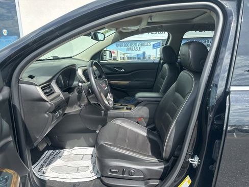 Used 2017 GMC Acadia Denali w/ Technology Package AWD/4WD image 8