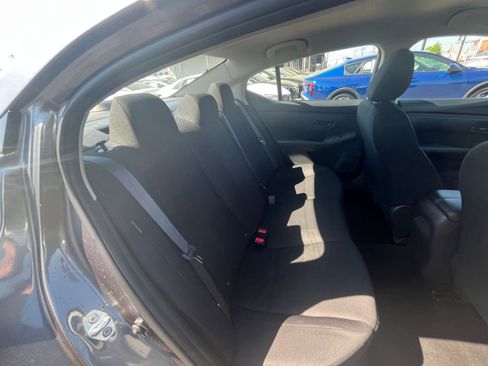 Used 2025 Nissan Sentra S FWD image 37