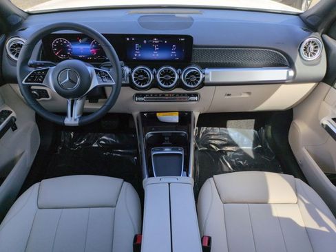 Used 2025 Mercedes-Benz GLB 250 GLB 250 image 15