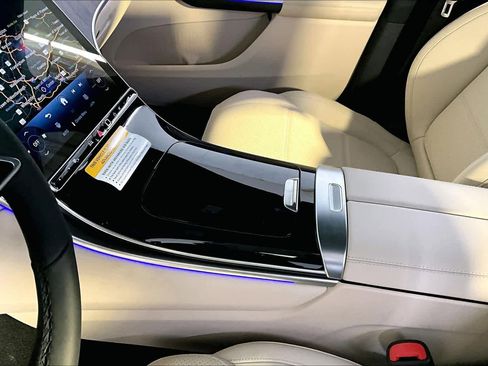 New 2026 Mercedes-Benz GLC 300 4MATIC image 10