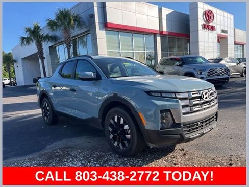 Used 2025 Hyundai Santa Cruz SEL FWD image 1