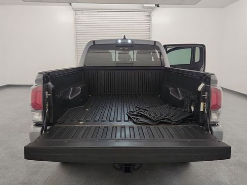 Used 2021 Toyota Tacoma TRD Sport image 29