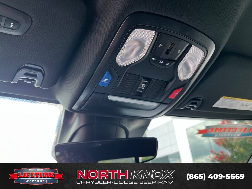 New 2026 RAM 2500 Big Horn AWD/4WD image 11