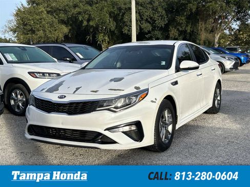 Used 2019 Kia Optima LX image 1